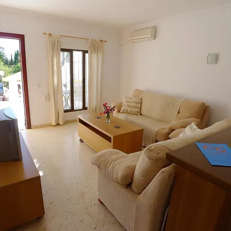 Club Apartment *